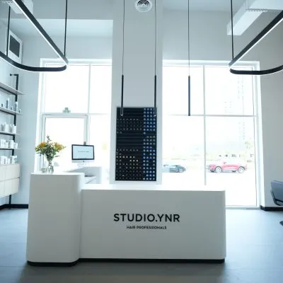 YNR